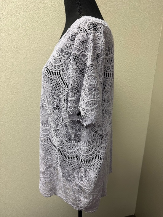 Maurices Lavender Lace Top Size 2 Boho Floral Sheer Overlay Short Sleeve - Picture 4 of 8